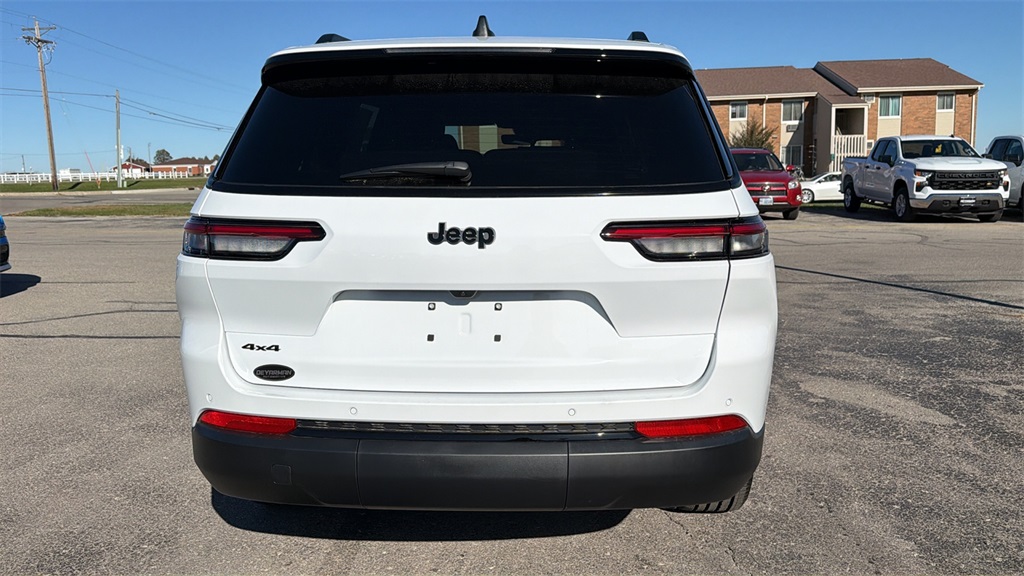 2025 Jeep Grand Cherokee Altitude X photo 4