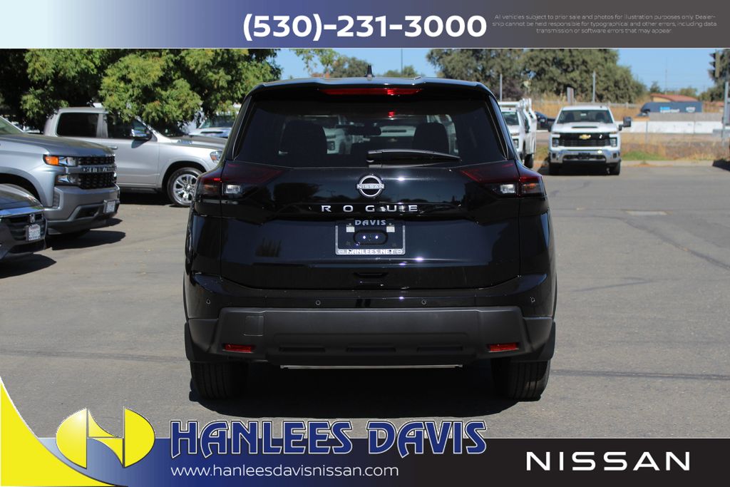 2026 Nissan Rogue S photo 3