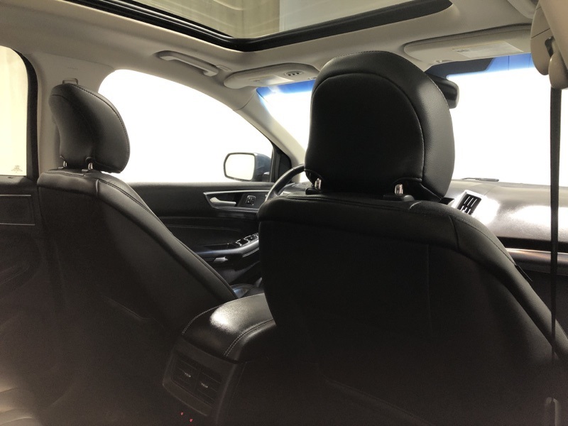 2019 Ford Edge Titanium photo 10