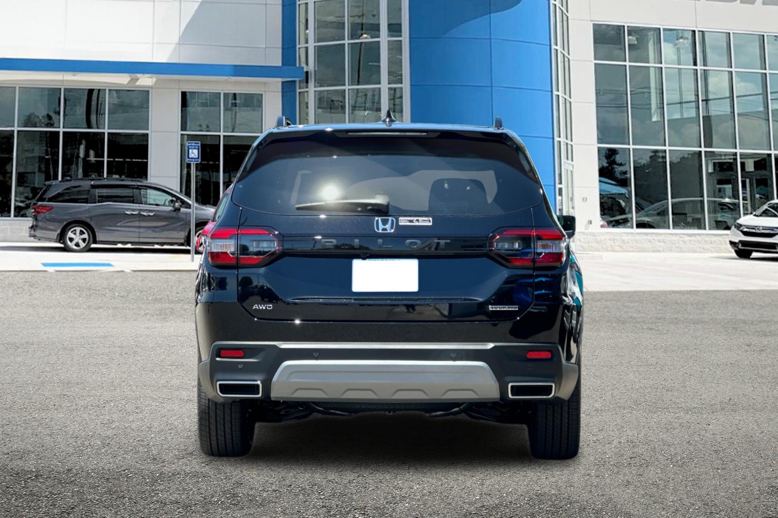 2025 Honda Pilot Touring photo 3