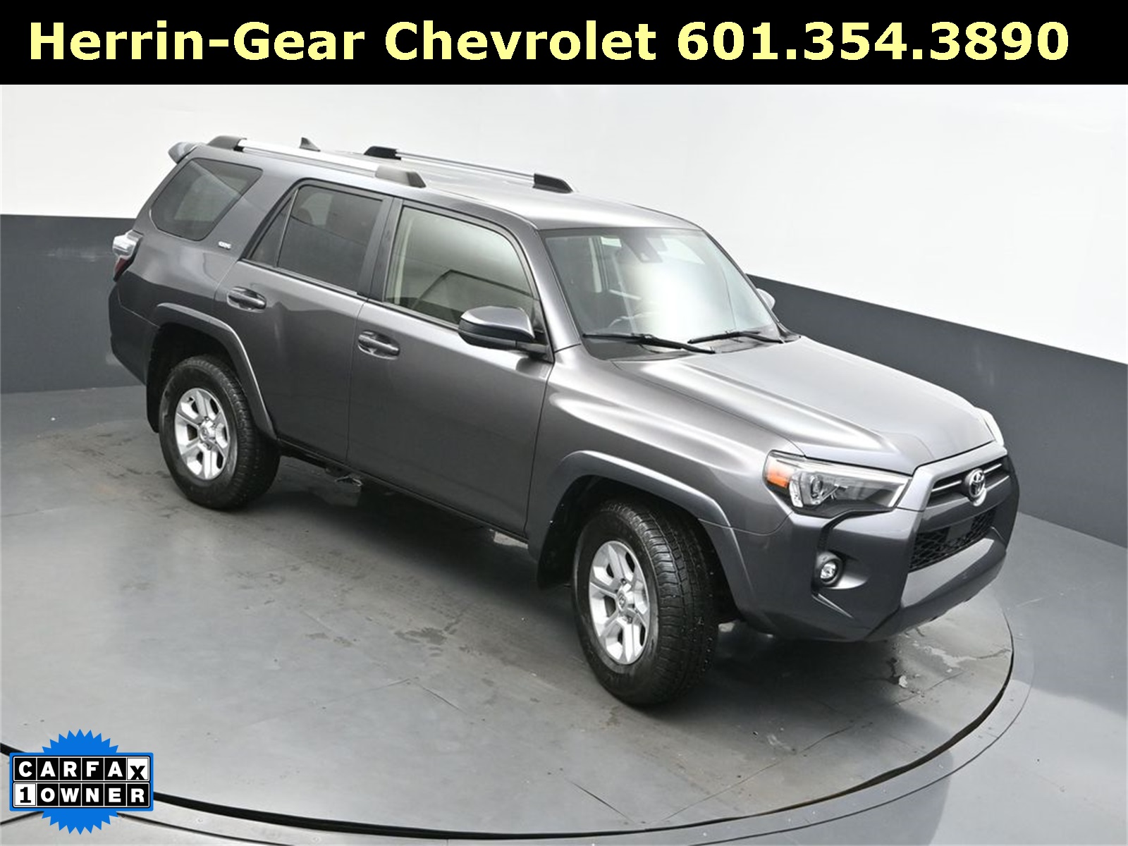 2023 Toyota 4Runner SR5's photo