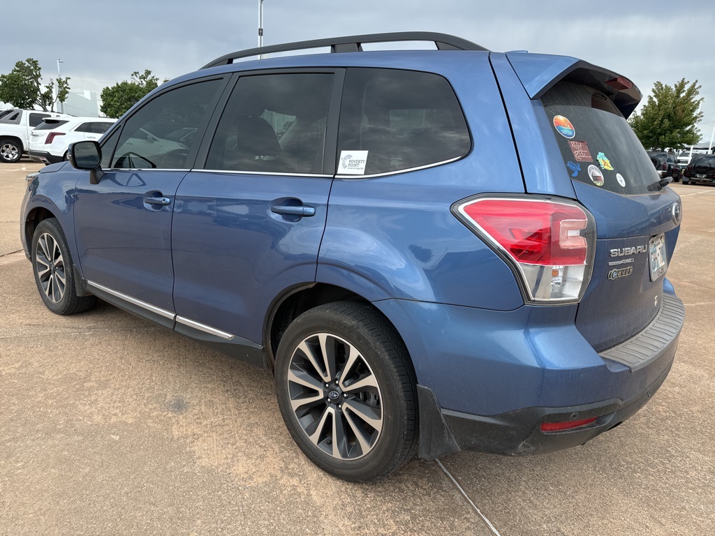2017 Subaru Forester 2.0XT Touring photo 4