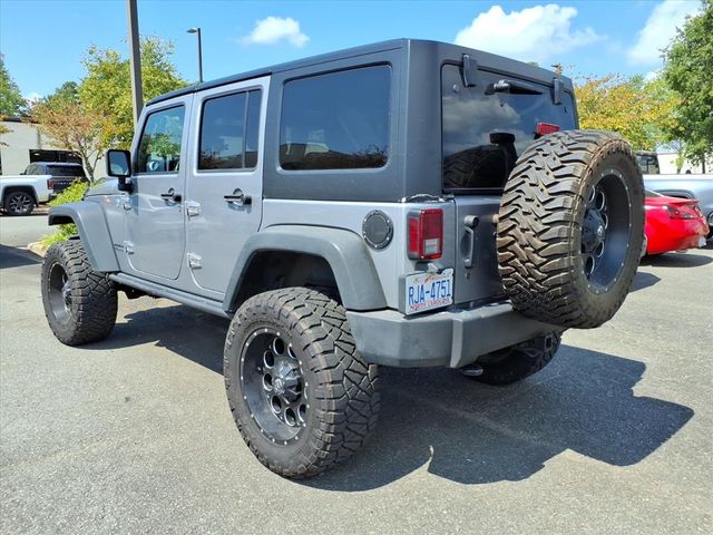 2014 Jeep Wrangler Unlimited Rubicon photo 4