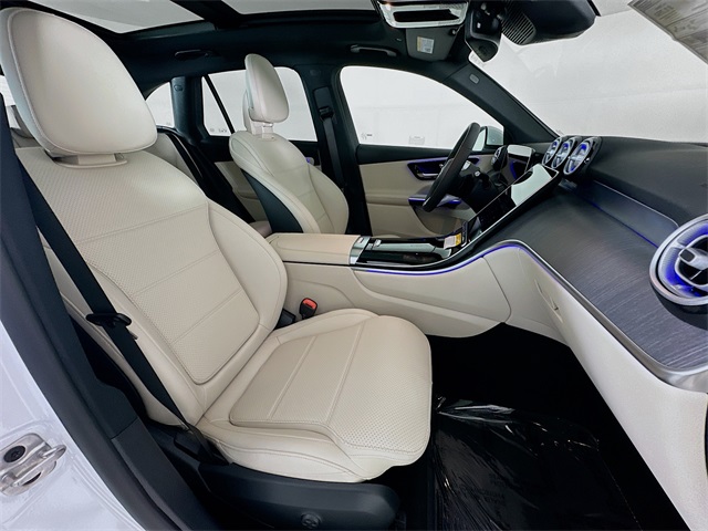 2025 Mercedes Benz GLC 350e 4MATIC photo 24