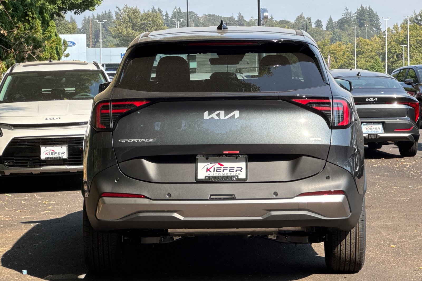 2026 Kia Sportage Hybrid S photo 3