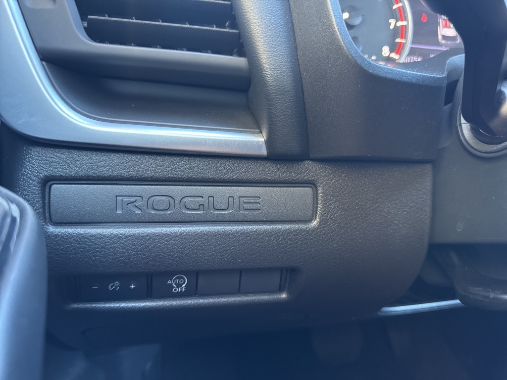 2023 Nissan Rogue S photo 10