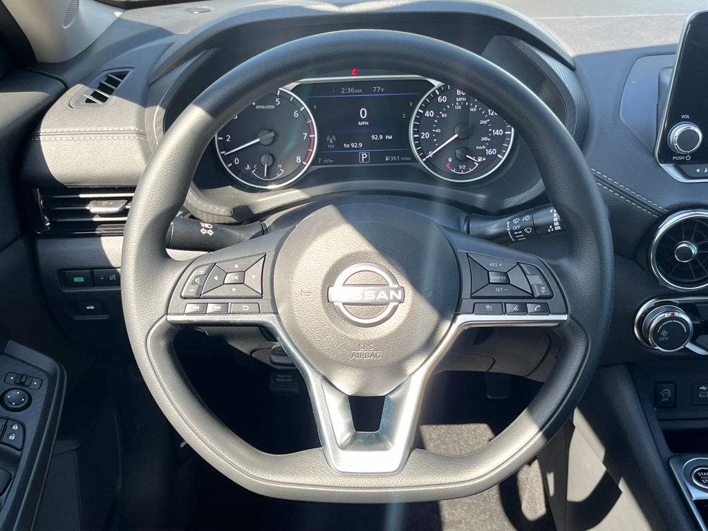 2025 Nissan Sentra SV photo 18