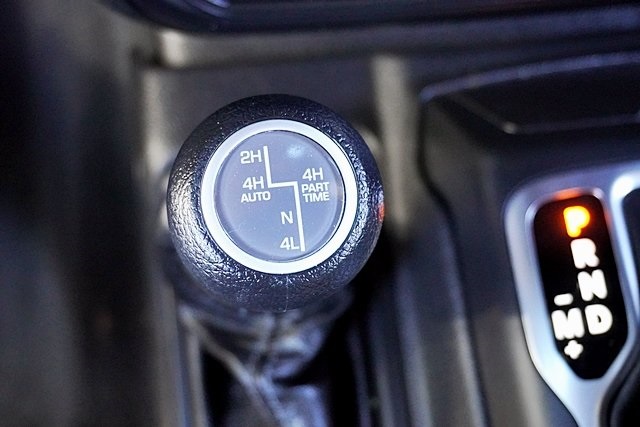 2024 Jeep Wrangler Sport S 4xe photo 31