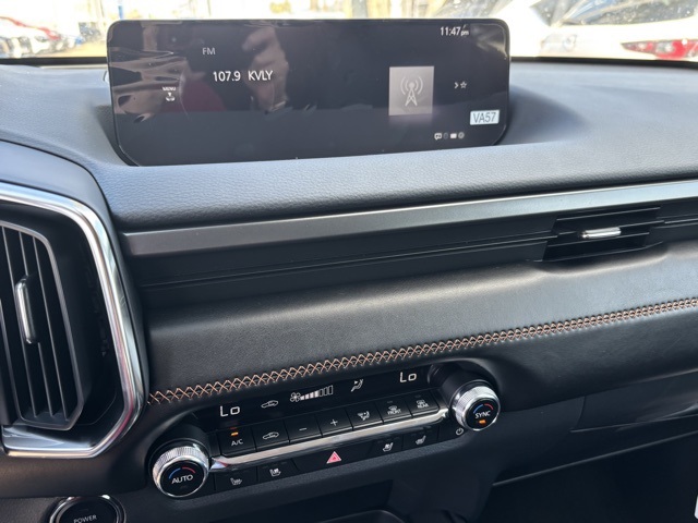 2025 Mazda CX-50 Premium Plus photo 9