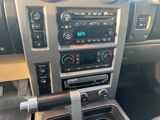 2003 Hummer H2 Base photo 34