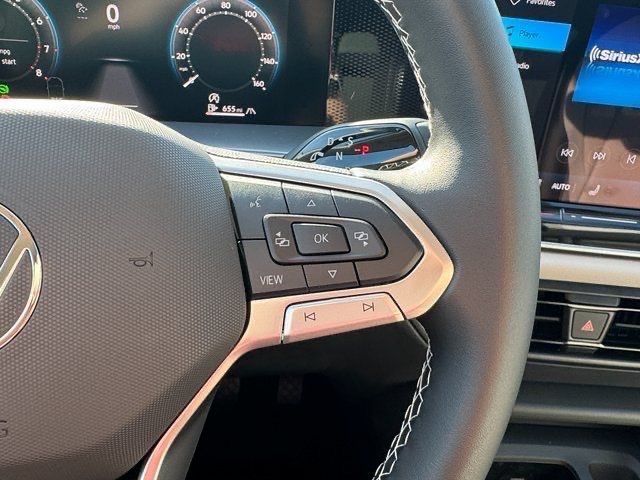 2025 Volkswagen Tiguan SE photo 22