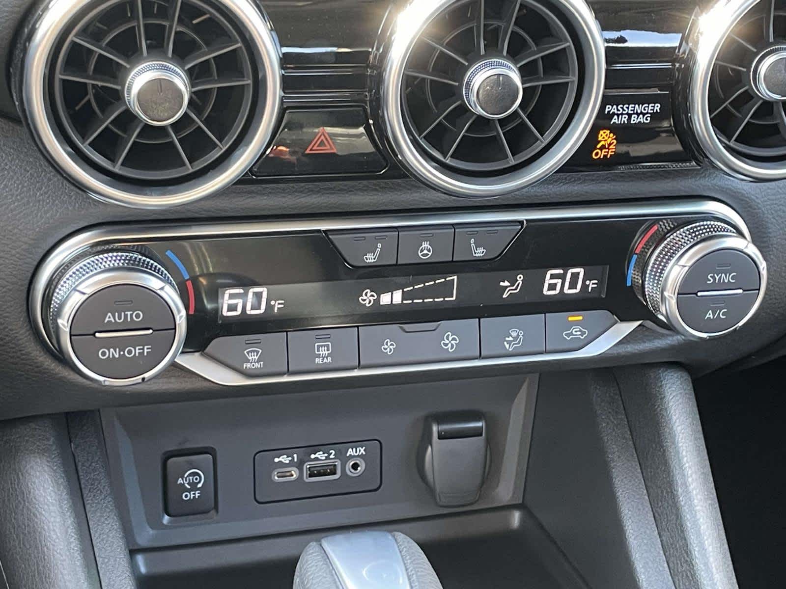 2025 Nissan Sentra SV photo 19
