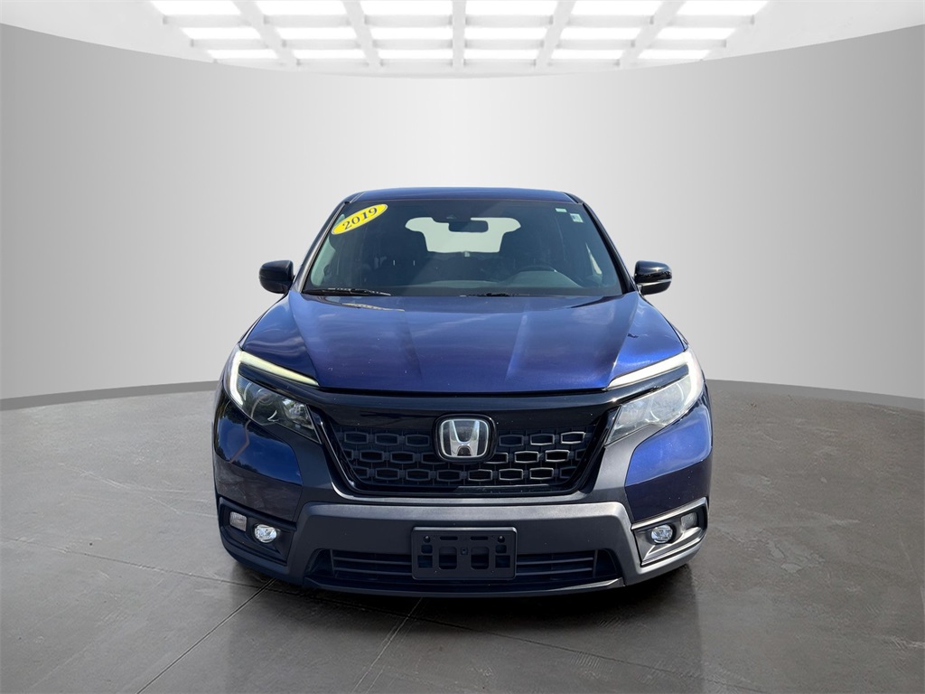 2019 Honda Passport Sport photo 2