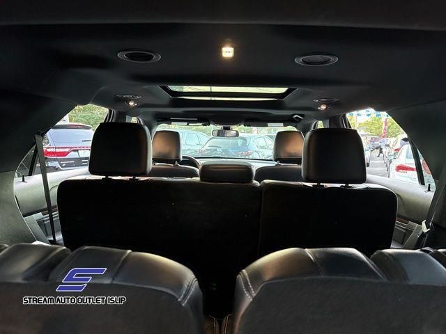 2019 Ford Explorer Limited photo 17
