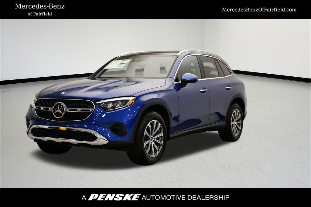 2025 Mercedes-Benz GLC Base's photo