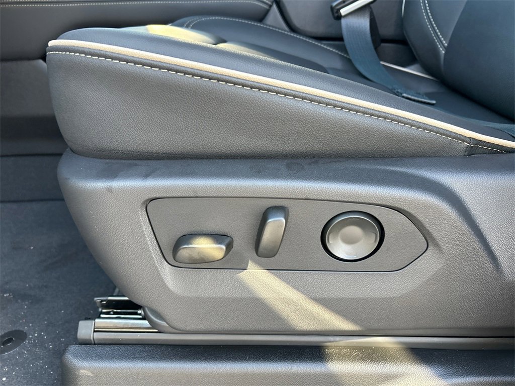 2026 GMC YUKON XL - Image 15