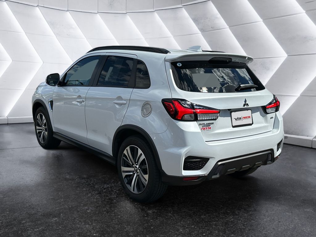 2024 Mitsubishi Outlander Sport SEL photo 6