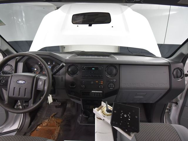 2015 Ford F-350 photo 16