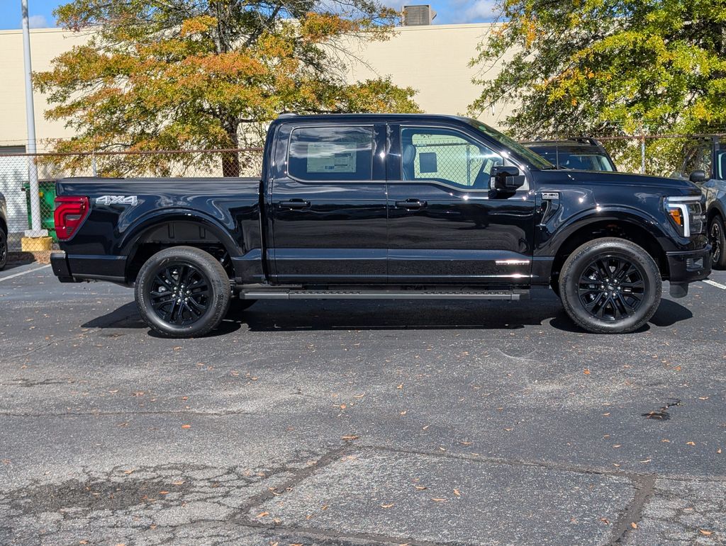 2025 Ford F-150 Lariat photo 2