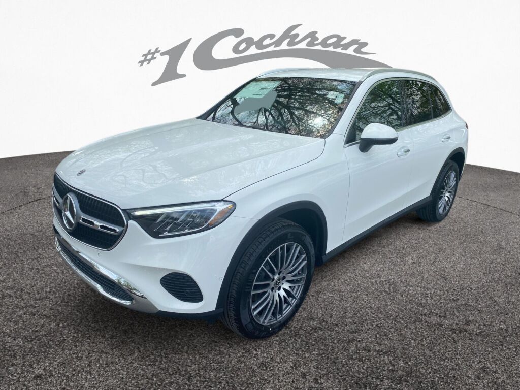 2025 Mercedes Benz GLC 300 4MATIC photo 3