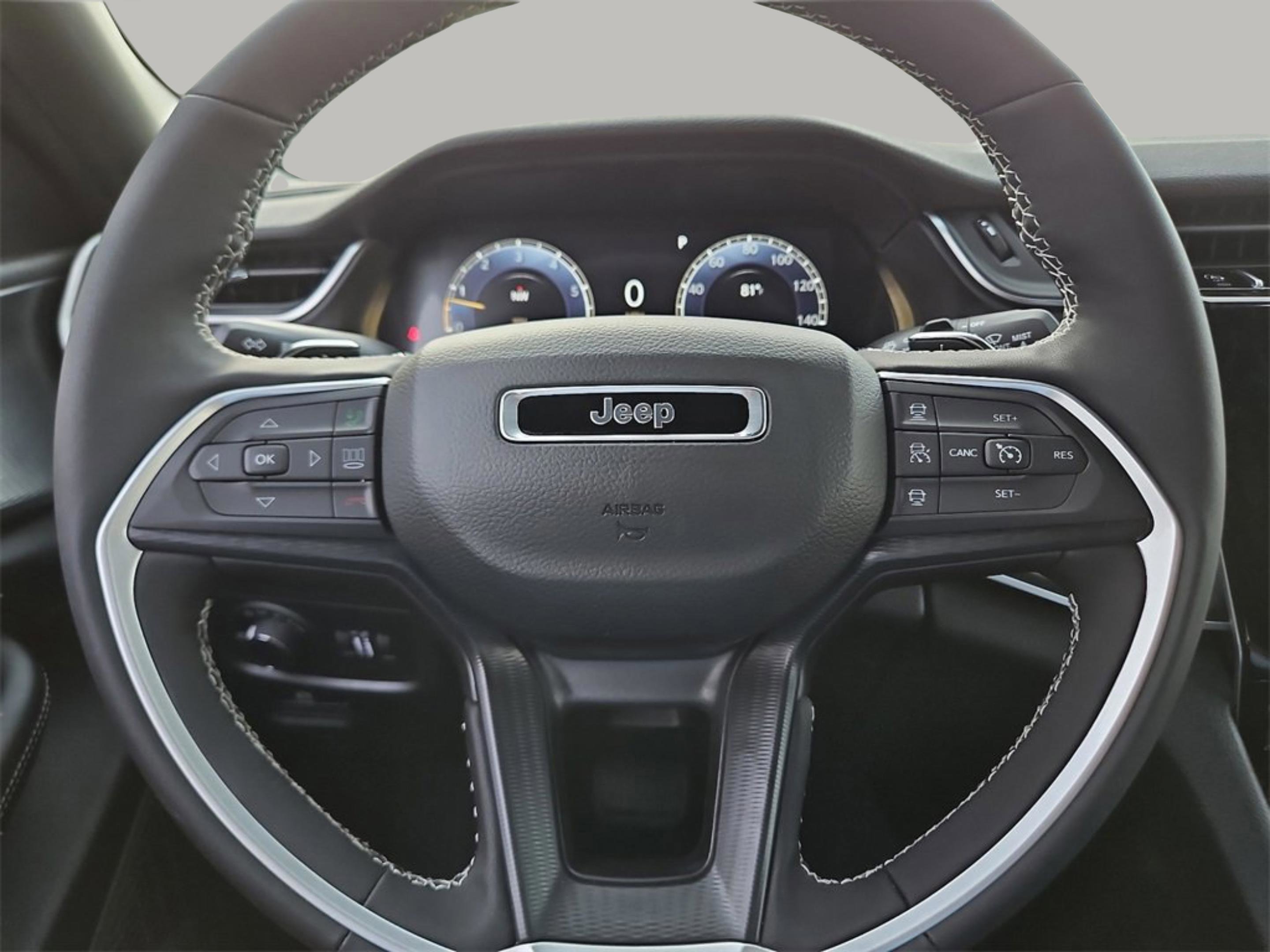 2025 Jeep Grand Cherokee Altitude X photo 17