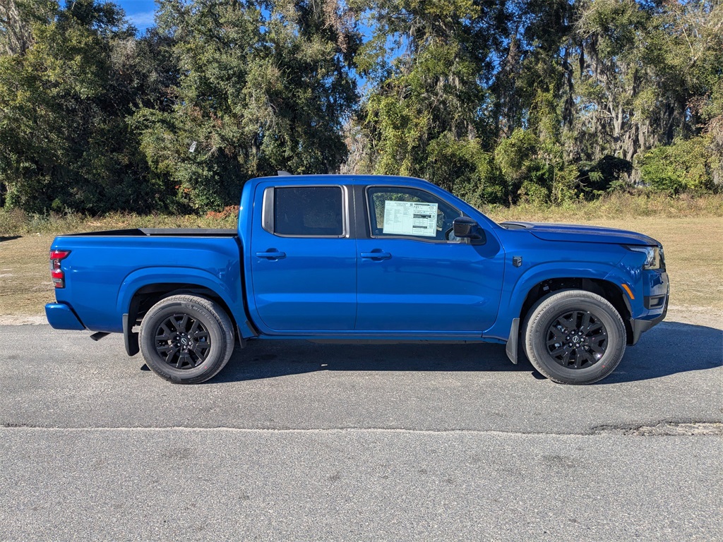 2026 Nissan Frontier SV photo 2