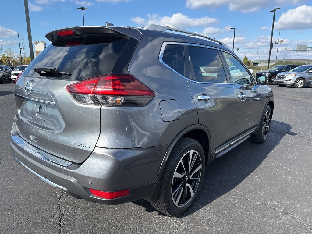 2020 Nissan Rogue SL photo 3