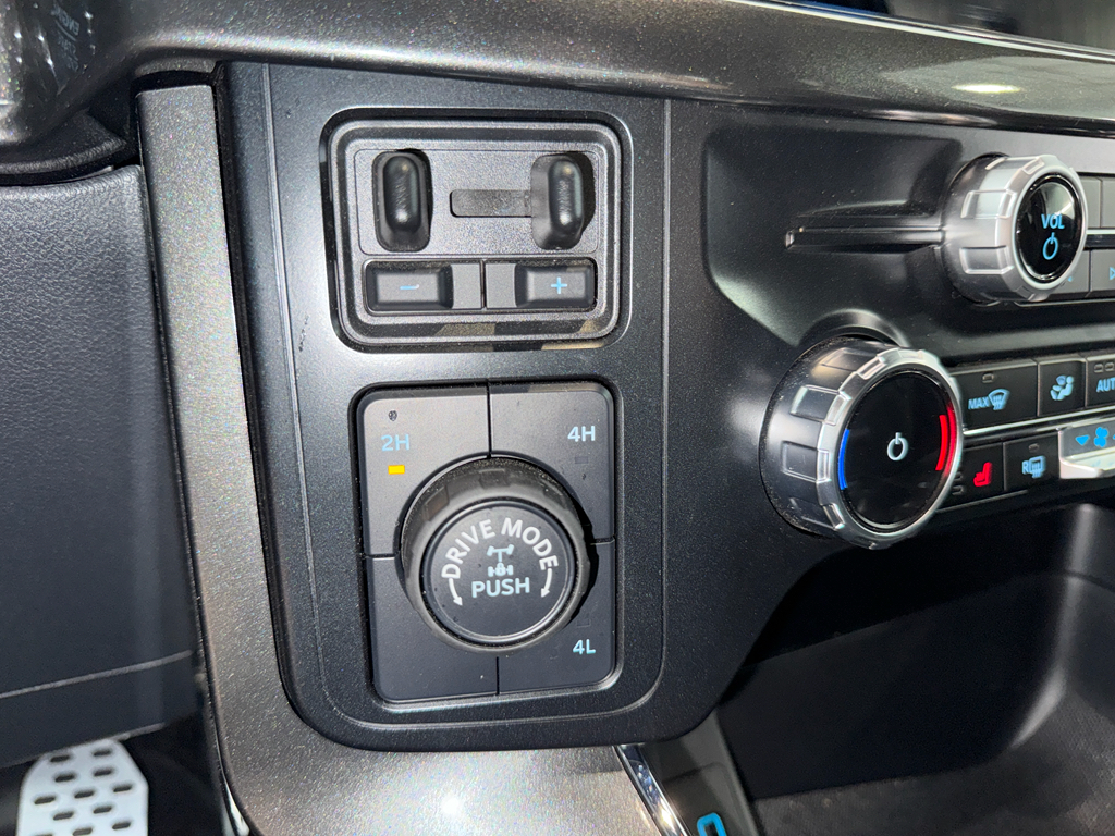 2023 Ford F-150 XLT photo 31