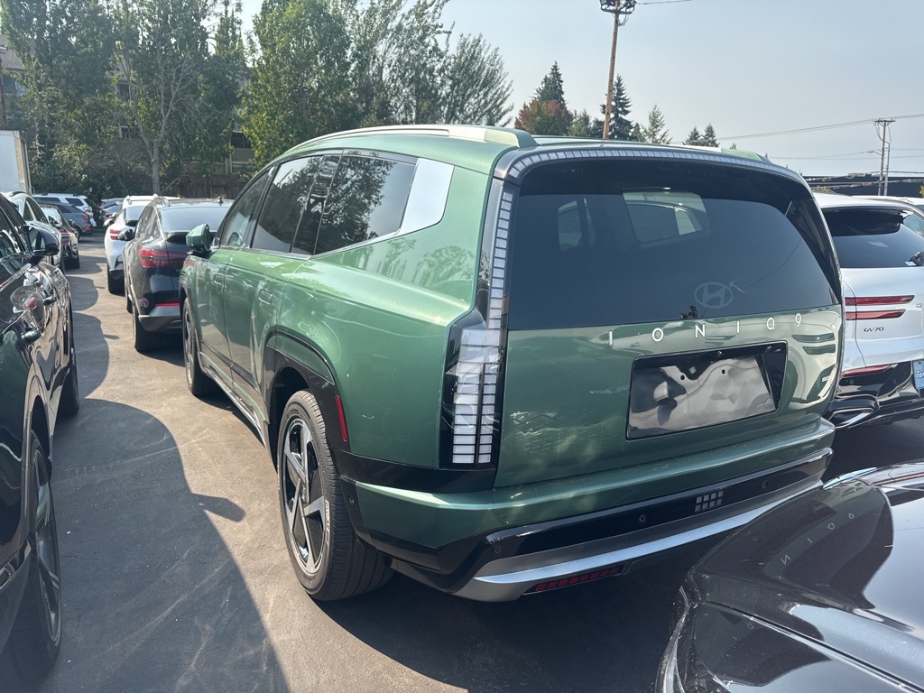 2026 Hyundai Ioniq Limited photo 2