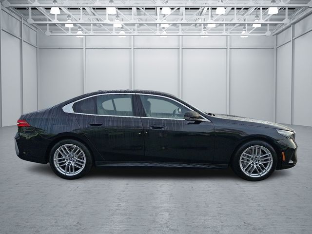 2024 Bmw 530i 530i xDrive photo 4