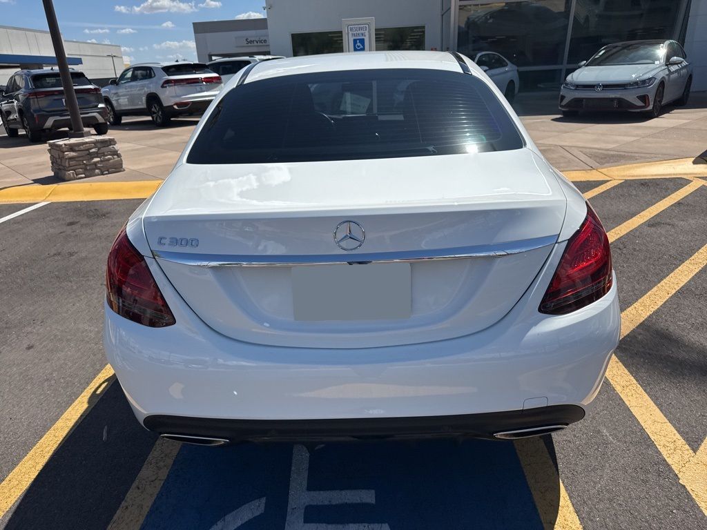2019 Mercedes Benz C 300 photo 2