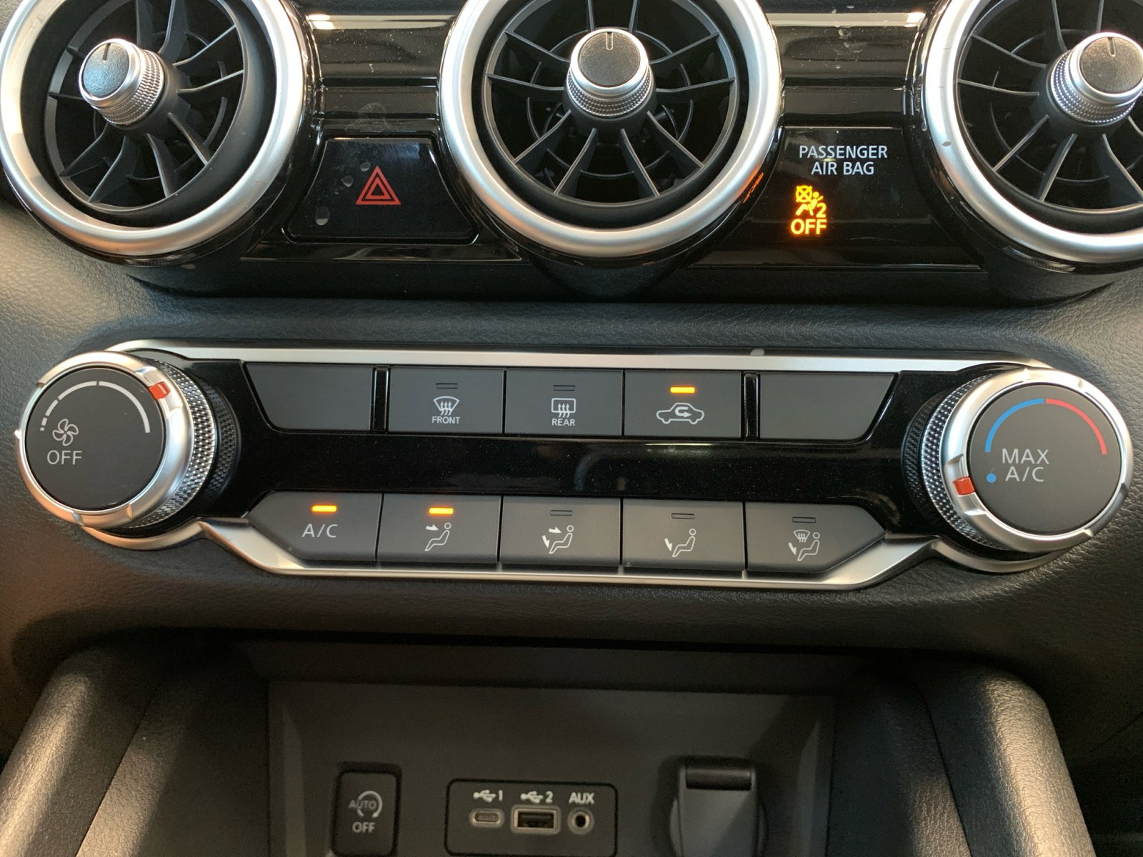 2025 Nissan Sentra SV photo 15