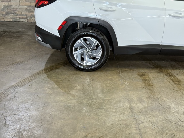 2025 Hyundai Tucson Hybrid Blue photo 2
