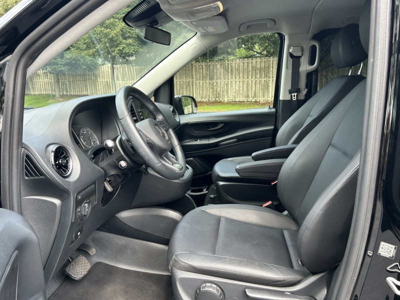 2023 Mercedes Benz Metris Passenger Van photo 16
