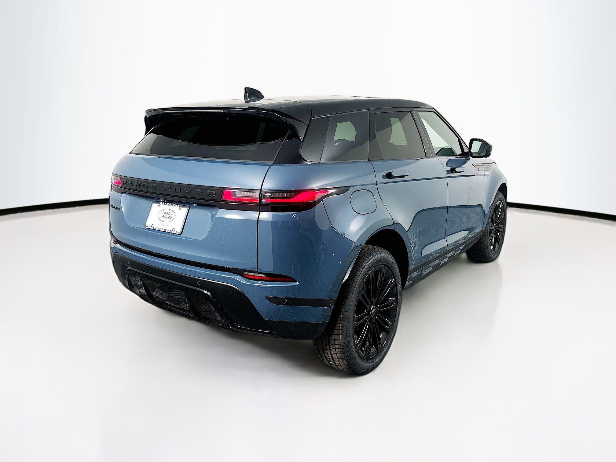 2026 Land Rover Range Rover Evoque S photo 5