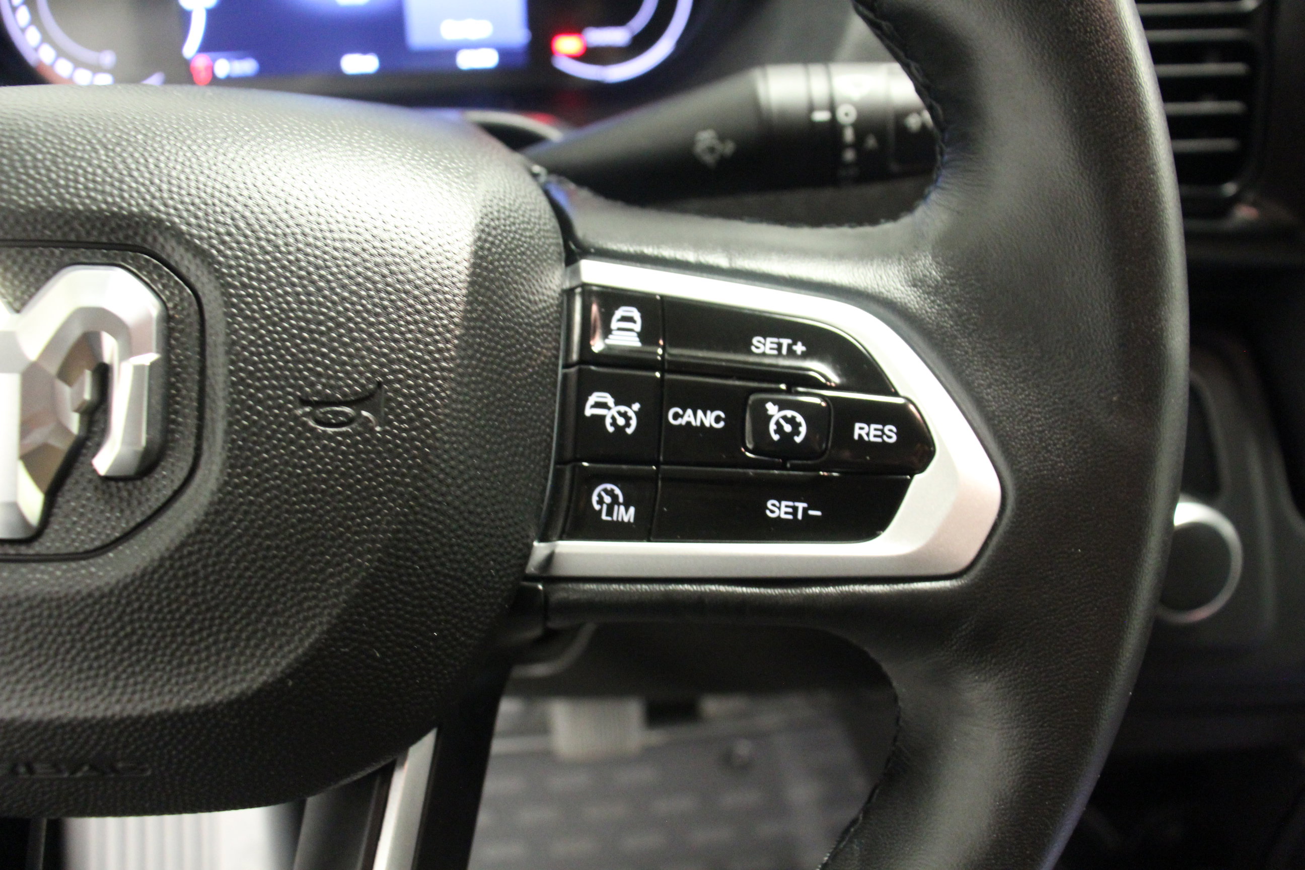 2024 Ram 3500 photo 14