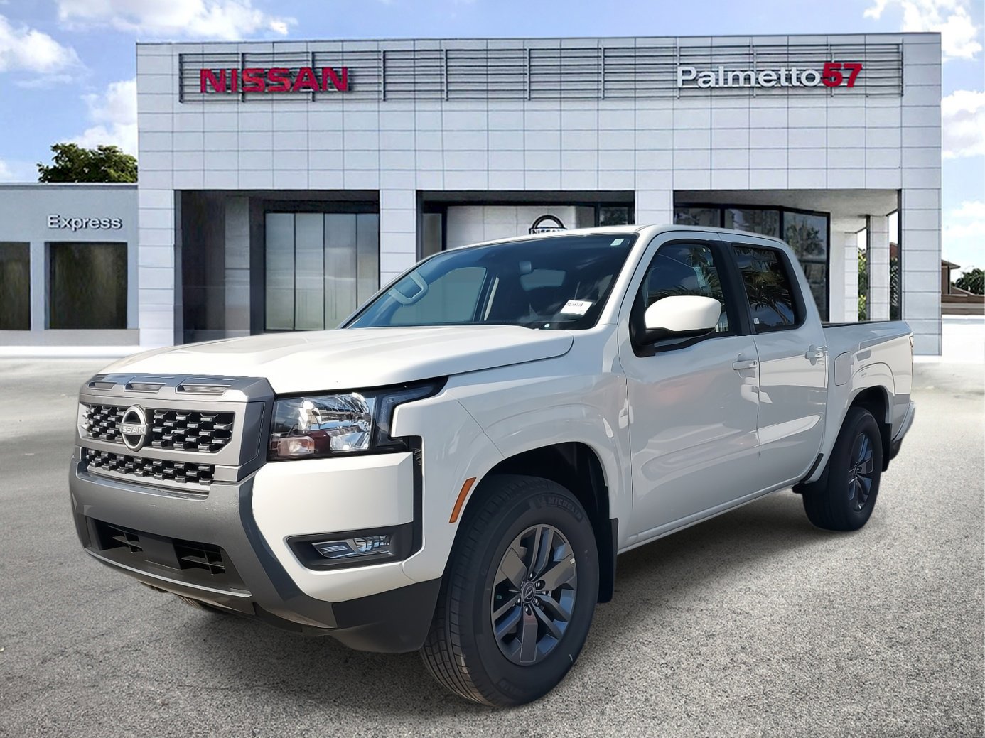 2025 Nissan Frontier SV photo 3