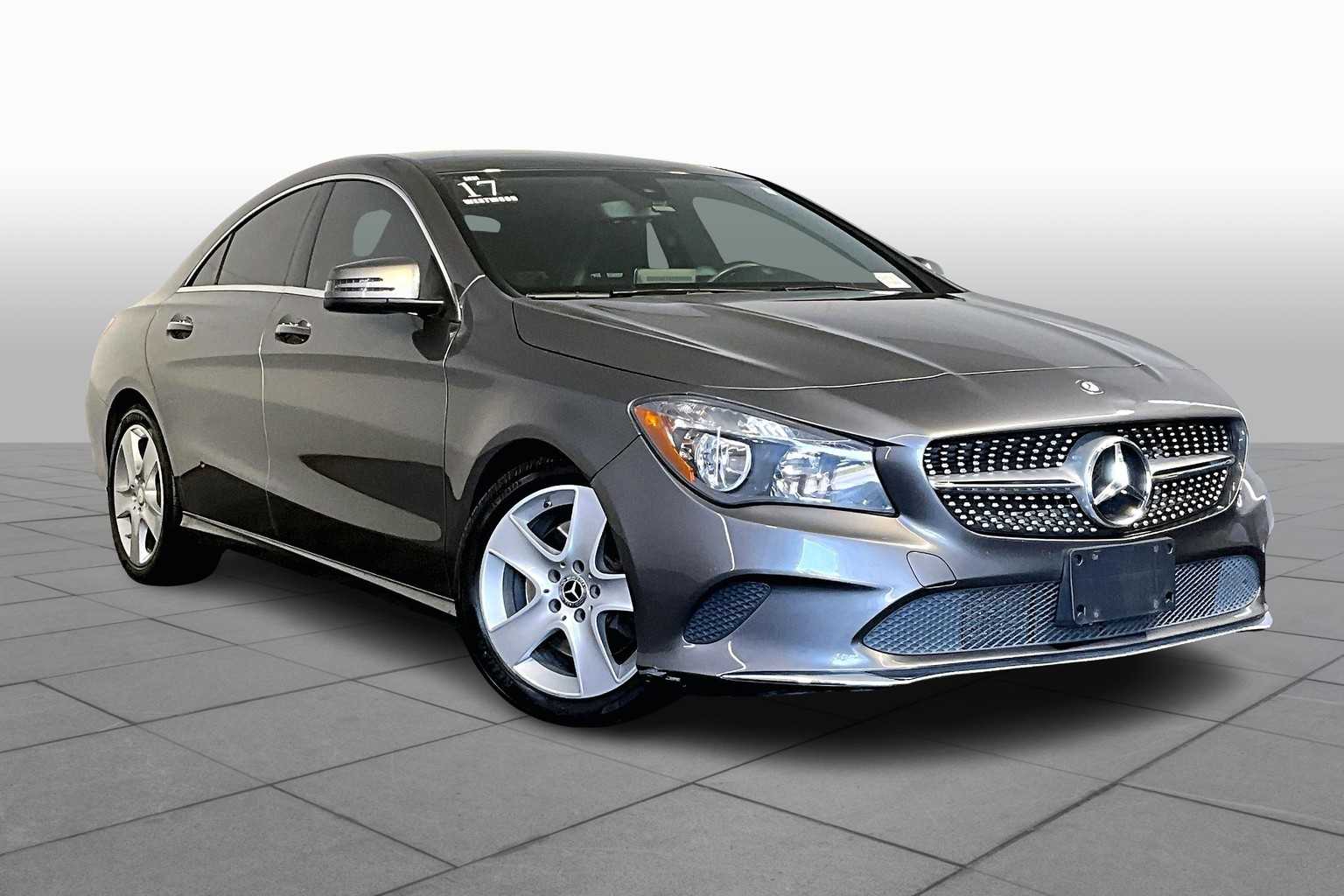 2017 Mercedes Benz CLA 250 4MATIC photo 2