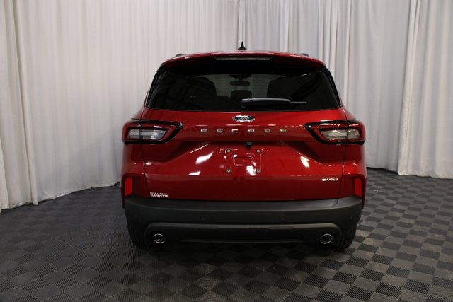 2026 Ford Escape ST-Line photo 2