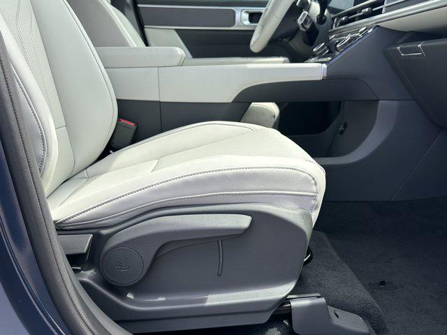2026 Hyundai Santa Fe SEL photo 12
