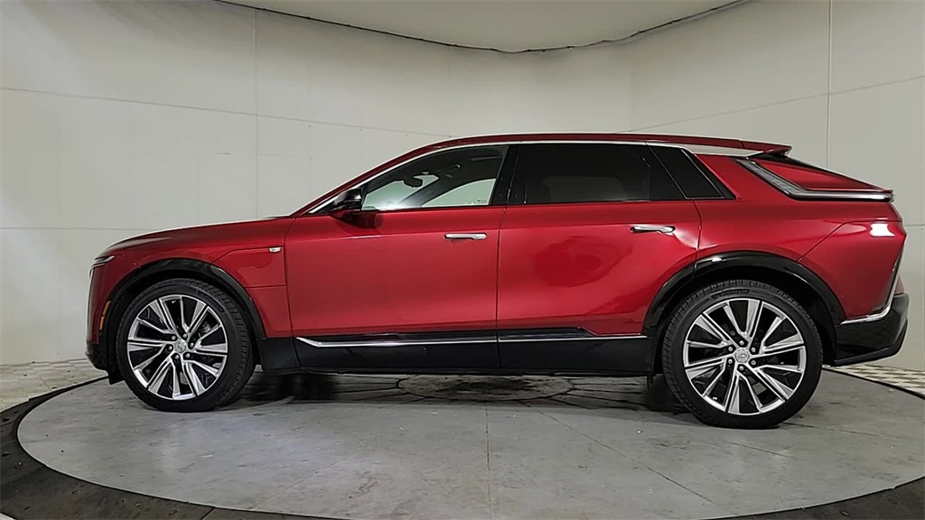 2024 CADILLAC LYRIQ - Image 5