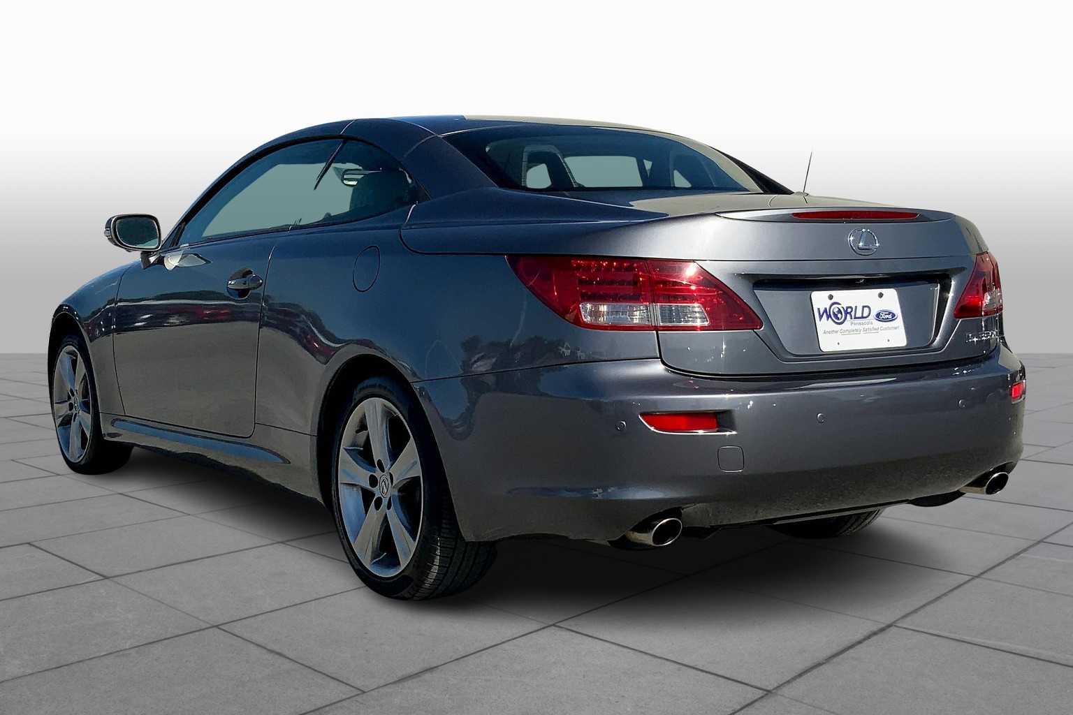 2012 Lexus IS 350C photo 10