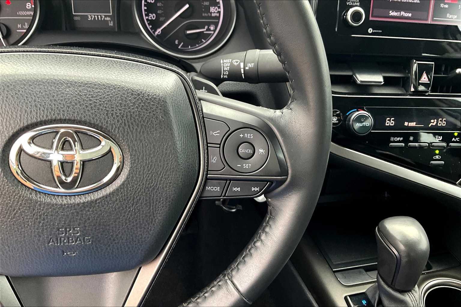 2024 Toyota Camry SE photo 22