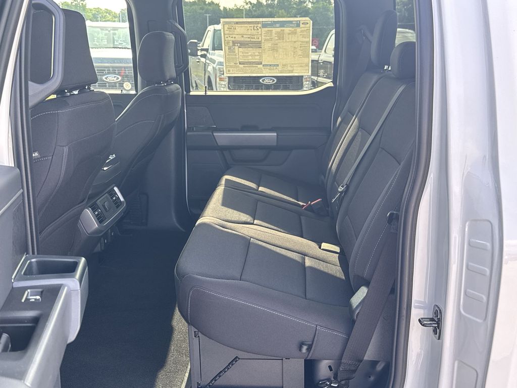 2025 Ford F-150 XLT photo 24