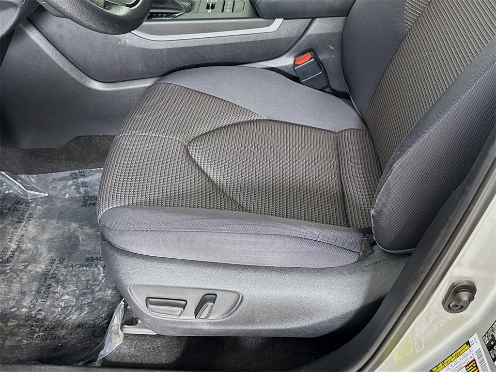 2023 Toyota Highlander L photo 20