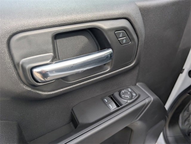 2025 Chevrolet Silverado 1500 photo 10