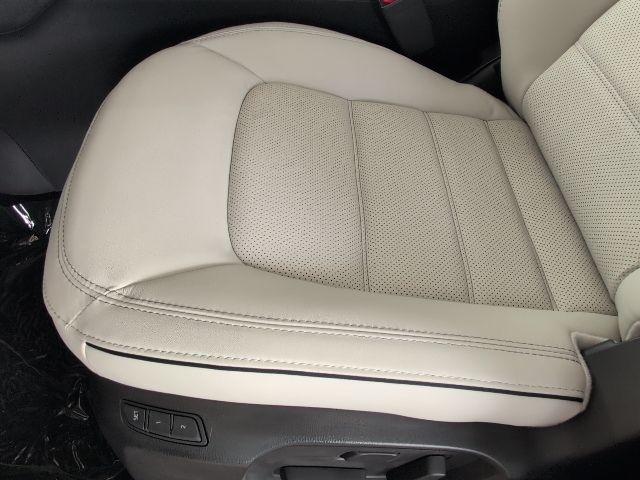 2025 Mazda CX-5 2.5 S Preferred photo 19