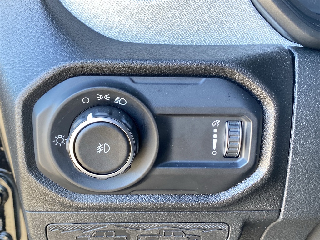 2025 Jeep Wrangler Sport photo 24