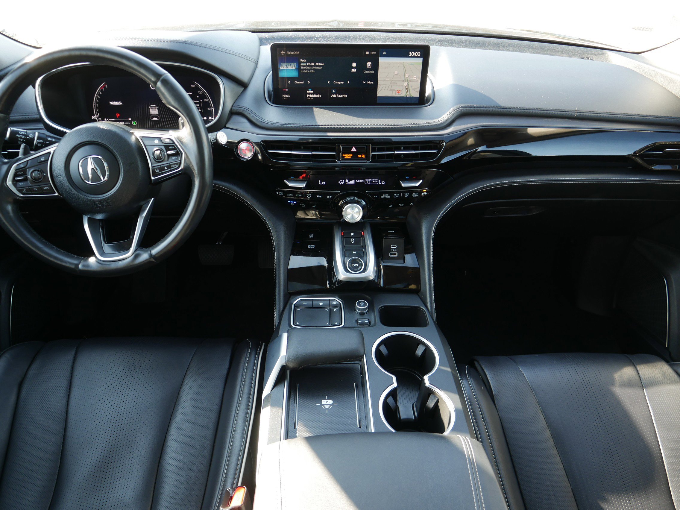 2024 Acura MDX SH-AWD Advance photo 10