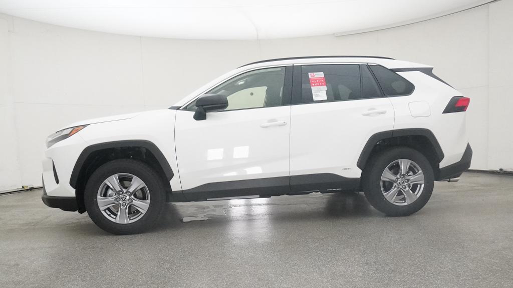 2025 Toyota RAV4 Hybrid LE photo 8